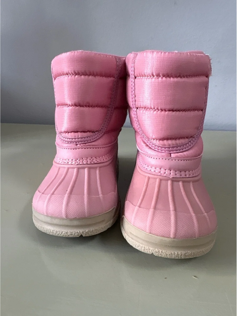 OshKosh Pink Winter Snow Boots for Toddlers size 7 Kids